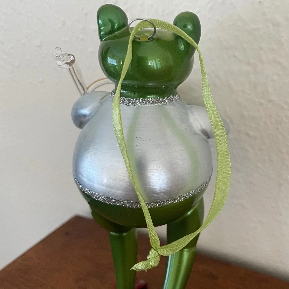 Glass Frog Holiday Christmas Ornament Playing Horn Hand Blown Musical Instrument